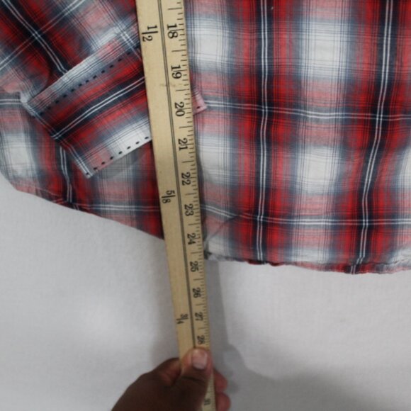 Wrangler Men Red Plaid Pearl Snap Long Sleeve Size Medium - Picture 3 of 7